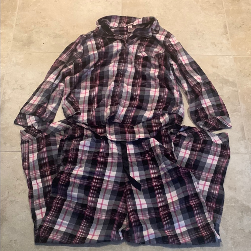 Victoria's Secret Black and Pink Robe Set